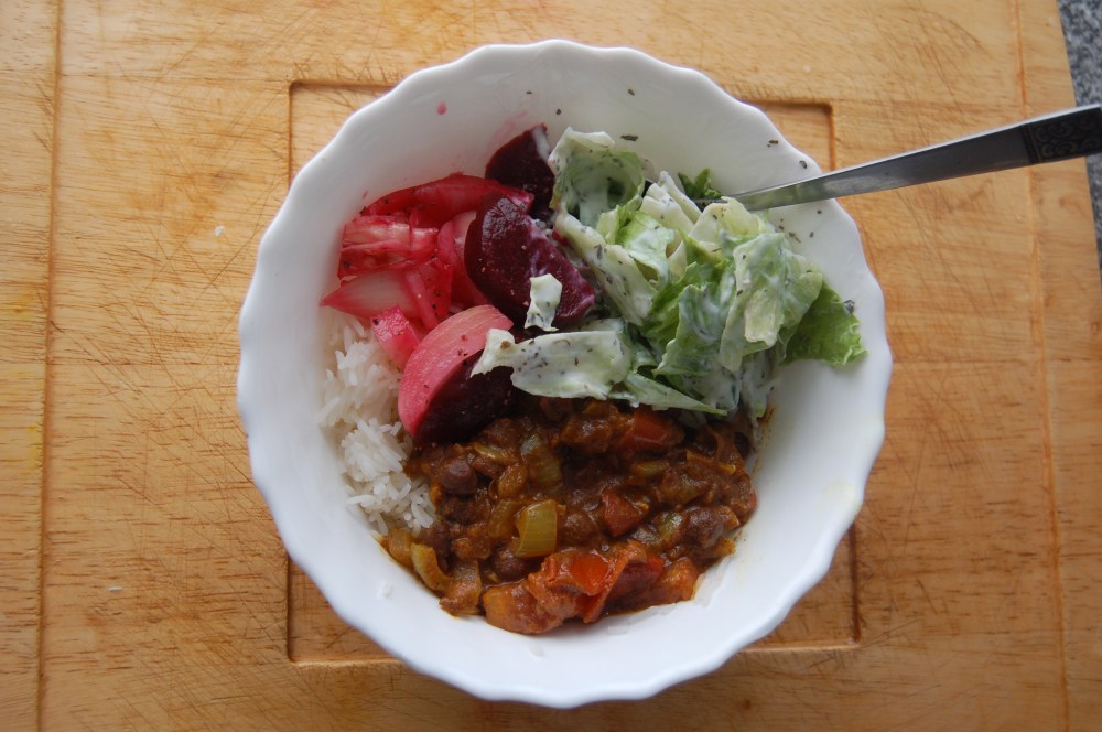 FOOD FOR COLDS - CURRIED BEAN AND RICE AND SALADS FOOD FOR COLDS - CURRIED BEAN AND RICE AND SALADS