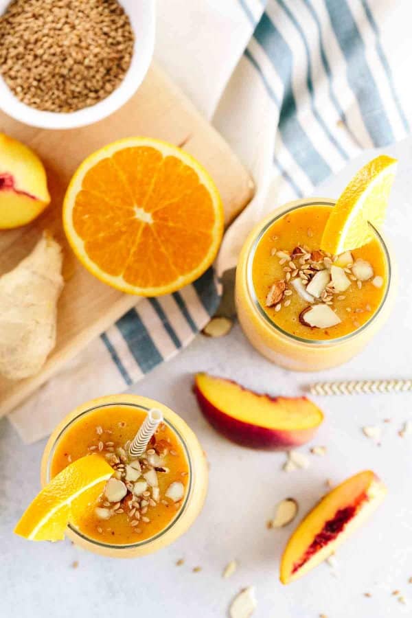 BANANA PEACH AND ORANGE SMOOTHIE